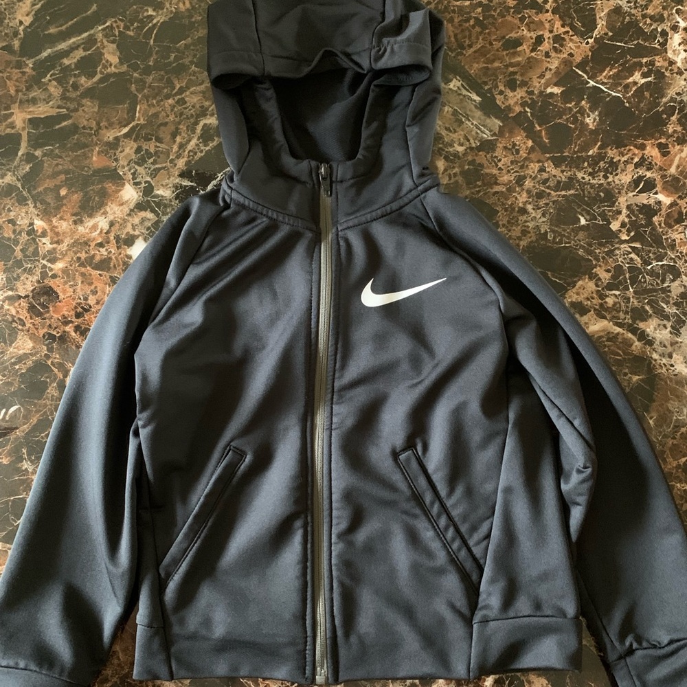 Little boys Nike Dri-Fit hoodie. Size 5(S).